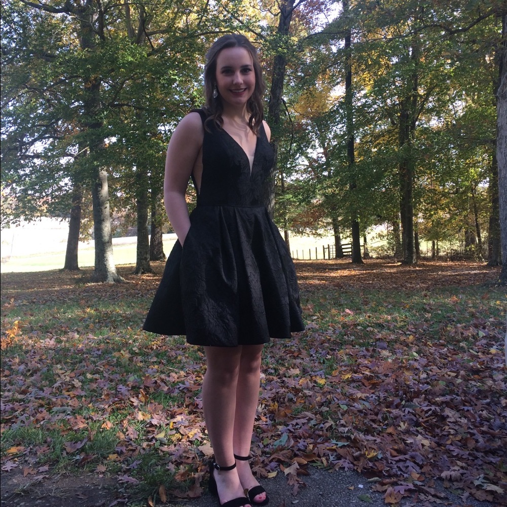 Sherri hill fall formal dress